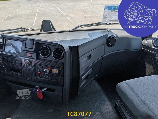 Standard-SZM Renault T 520