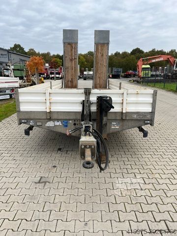 Tieflader Anhänger HUMBAUR HBTZ Tandem Tieflader Baumaschinentransport Ramp