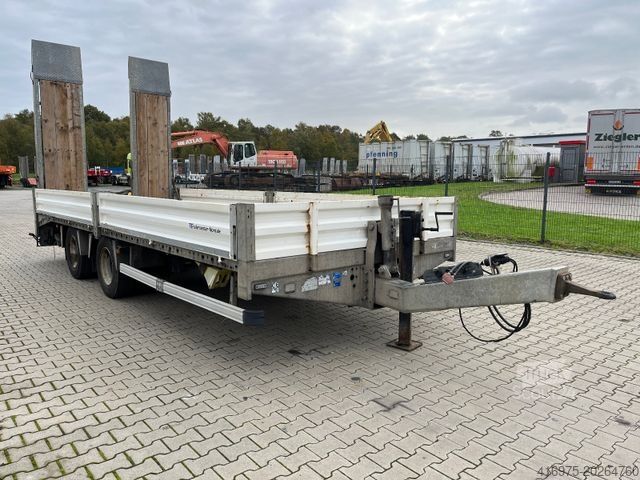Tieflader Anhänger HUMBAUR HBTZ Tandem Tieflader Baumaschinentransport Ramp