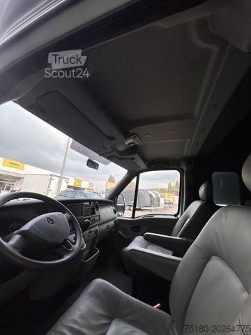 Prevoznik živine RENAULT Master Theault  Pferdetransporter 5 Sitzer TOP