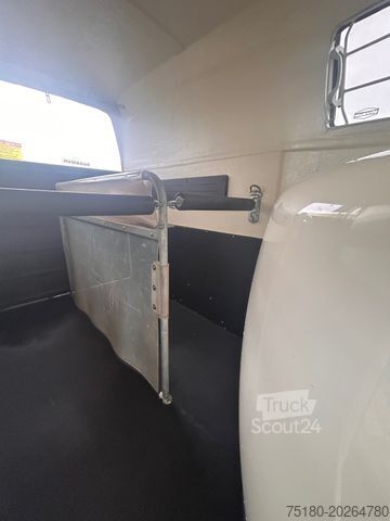 Hästtransportsläp BÖCKMANN Comfort 2 Pferdeanhänger 2,4to DS Aluboden