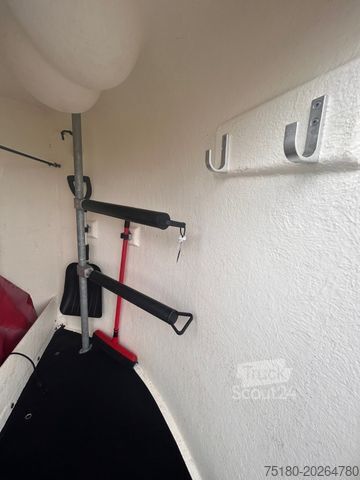 Hästtransportsläp BÖCKMANN Comfort 2 Pferdeanhänger 2,4to DS Aluboden