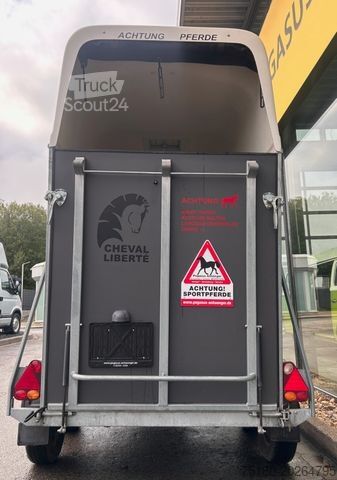 Hästtransportsläp CHEVAL LIBERTE GOLD One GT13. 1,4t Pferdeanhänger