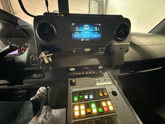Brandweerwagen MERCEDES-BENZ Sprinter III 519 CDI RTW/KTW*RETTUNGSFAHRZEUG*