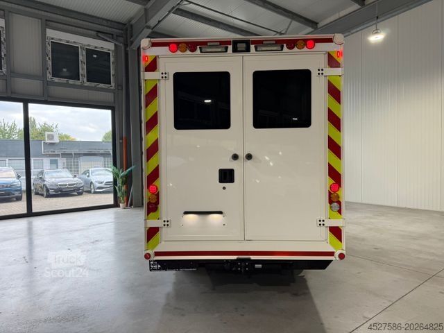 Vrachtwagen met bakwagen MERCEDES-BENZ Sprinter III 519*RTW*KOFFER*WOHNMOBIL*3.5T*AHK