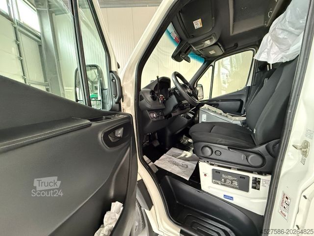 Vrachtwagen met bakwagen MERCEDES-BENZ Sprinter III 519*RTW*KOFFER*WOHNMOBIL*3.5T*AHK