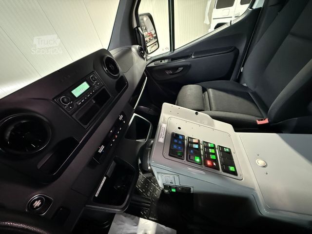 Caravan/camper MERCEDES-BENZ Sprinter III 519*RTW*KOFFER*WOHNMOBIL*3.5T*AHK