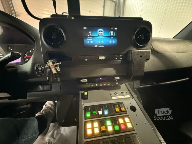 Brandweerwagen MERCEDES-BENZ Sprinter III 519 CDI RTW/KTW*RETTUNGSFAHRZEUG*