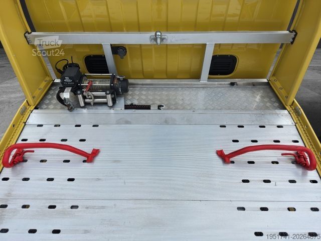 Bergingsbil RENAULT Master Abschleppwagen AHK Klima Fahrtenschreiber