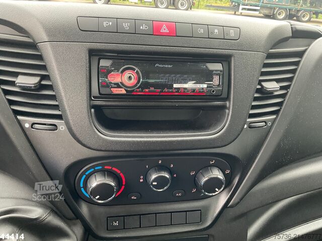 Plate-forme de levage Iveco Daily 35S12 20 Meter hoogwerker + JIB Just 6.03...