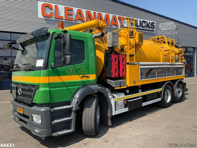 Véhicule aspirant Mercedes-Benz Axor 2533 Euro 5 Koks Combi