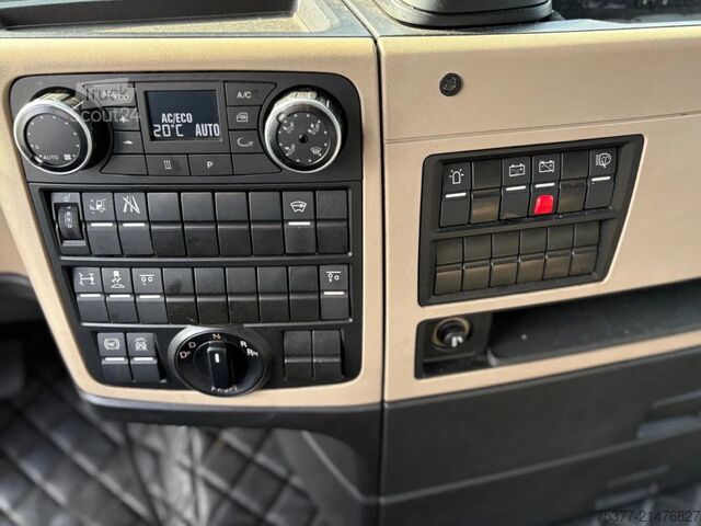 Matières dangereuses MAN TGX 26 470 6 x 2 ADR TUV Dachklima