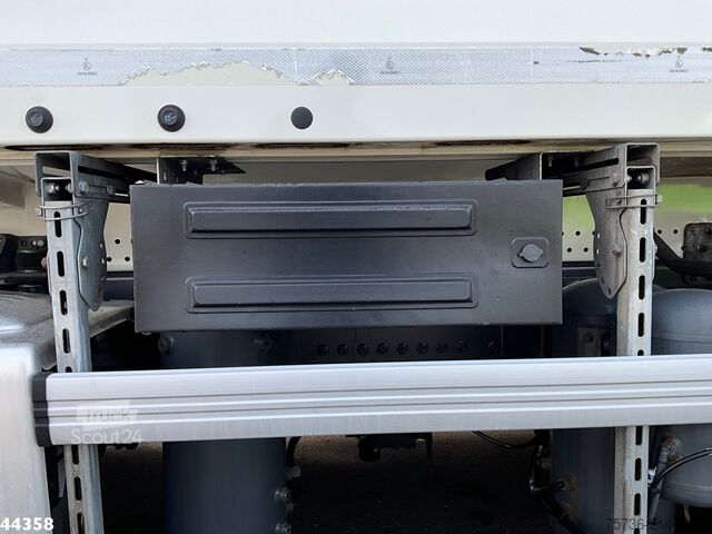 Véhicule de collecte des déchets DAF FAG CF 300 Euro 6 Zoeller 20 m³