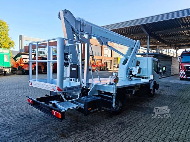 Підйомна платформа Nissan Cabstar 35.12 NT400 Multitel MJ201