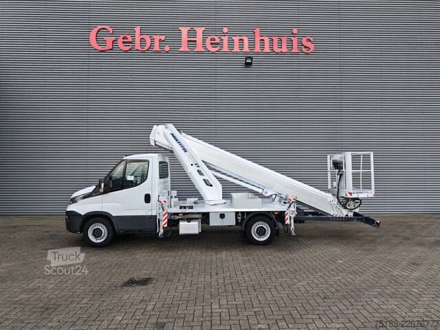Підйомна платформа Iveco Daily 35-120 Multitel MT 270