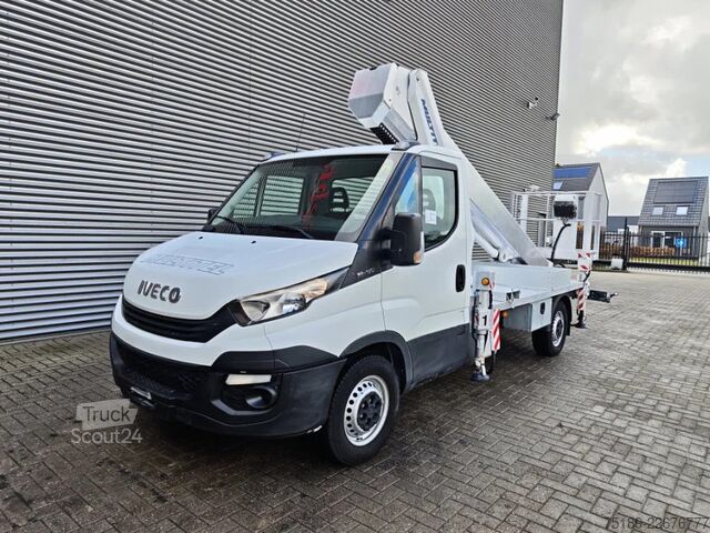 Підйомна платформа Iveco Daily 35-120 Multitel MT 270