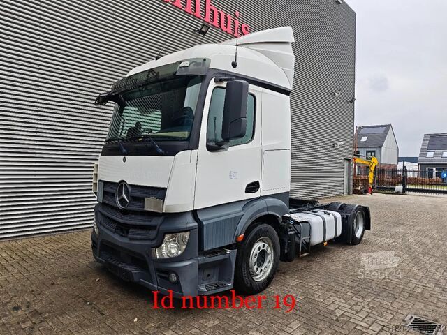 Osa SZM Mercedes-Benz Actros 1843 4x2 Mega!