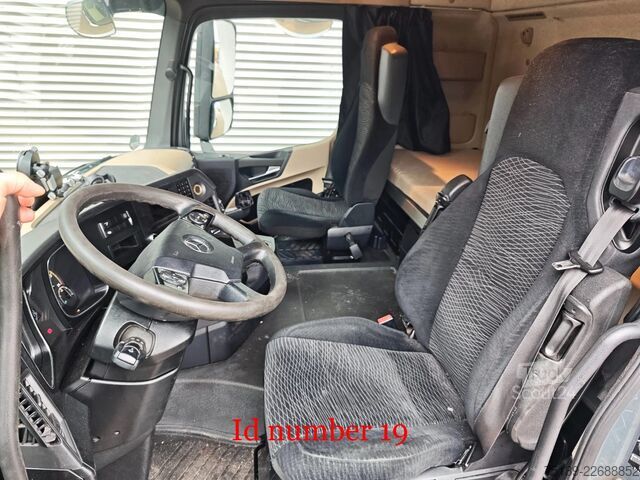 Osa SZM Mercedes-Benz Actros 1843 4x2 Mega!