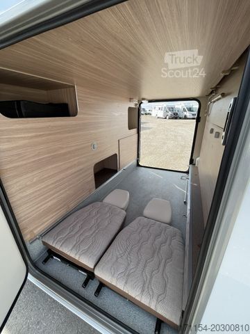 Half-integraal camper BÜRSTNER Limited T 727 face to face,Hubbett,SAT