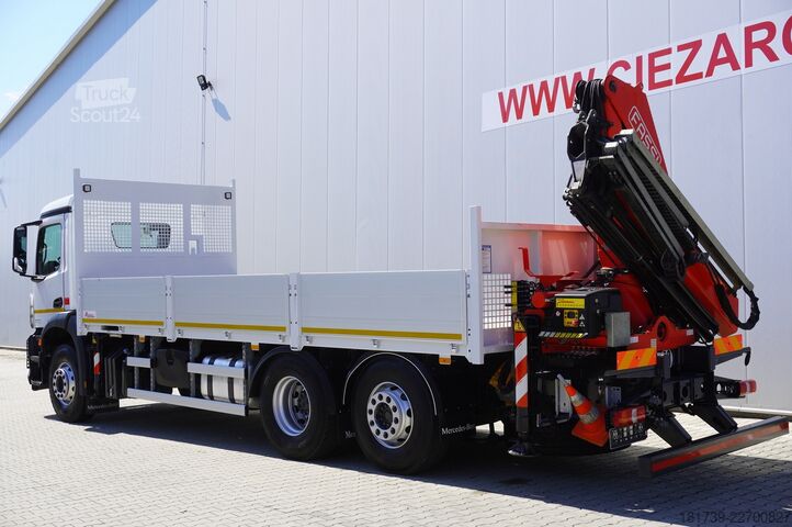 Platform met kraan Mercedes-Benz Arocs 2536 6x2 / 200 tho.km / Fassi F195