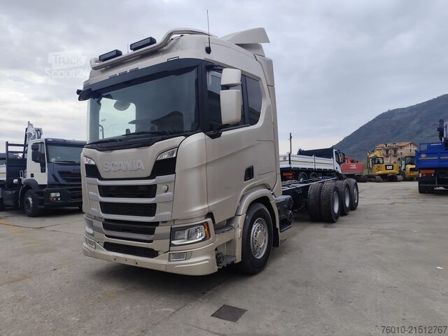 φορτηγό με επίπεδη καρότσα SCANIA R 540