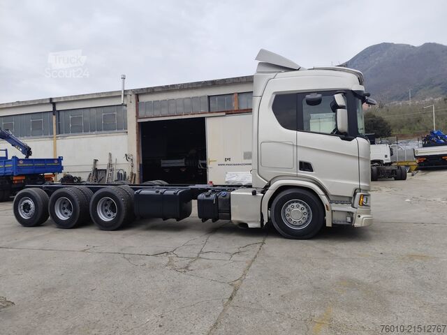 φορτηγό με επίπεδη καρότσα SCANIA R 540