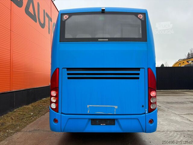 Touring automobil Volvo B8R 9500 4x2 AC / AUXILIARY HEATING / WC / WHEE...