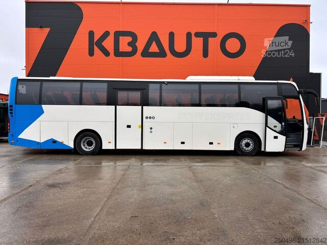 Touring automobil Volvo B8R 9500 4x2 AC / AUXILIARY HEATING / WC / WHEE...