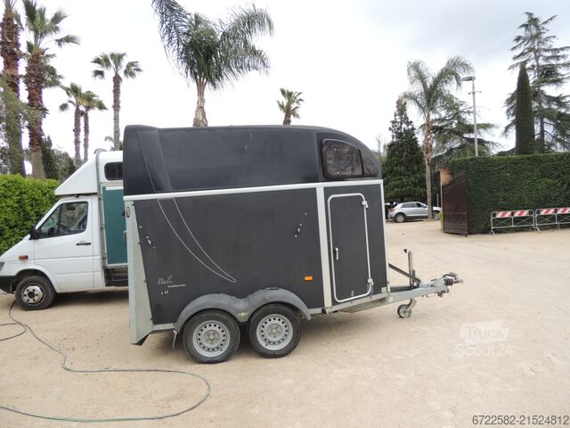 Horse transport trailer Humbaur HUMBAUR