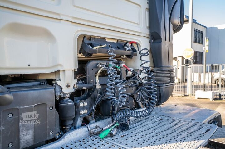 Standard tractor DAF XF 480 FT (50T.)