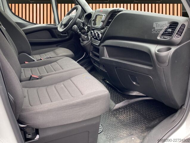 Furgão de teto alto IVECO Daily 35 S16 V Radstand 4100 H2*Kamera*Klima