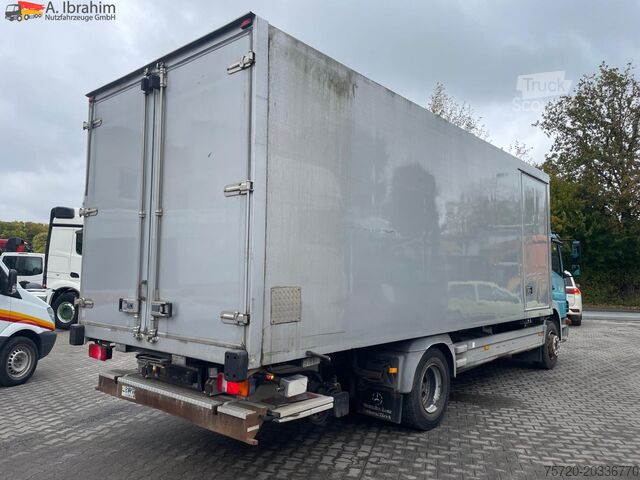 Pojazd użytkowy Mercedes-Benz 1523