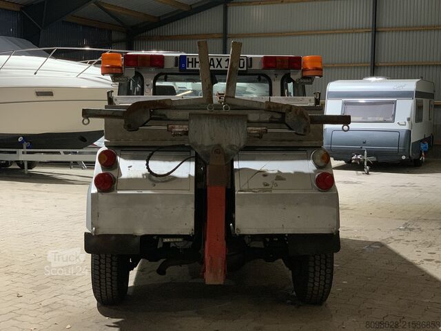 Abschleppwagen Land Rover Defender TD5