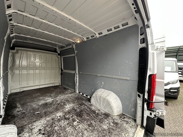 Furgon z wysokim dachem FIAT Ducato L4H2 Kasten KLIMA / KAMERA / AHK / LED /