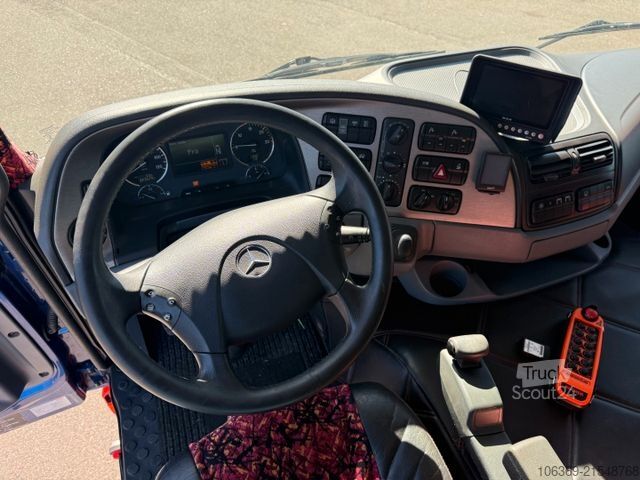 Vacuum tank truck MERCEDES-BENZ Actros 4151 8x8 V8 Hvidtved Larsen RECycler 410