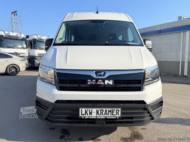 Minibus MAN TGE3.140/9Sitzer/lstuhllift-Dholandia/L3H2