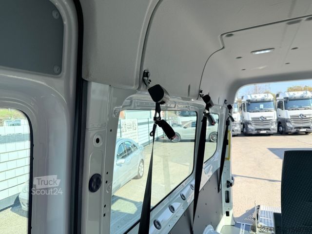 Kleinbus MAN TGE3.140/9Sitzer/L3H2/Rollstuhlrampe/Schüler/TÜV