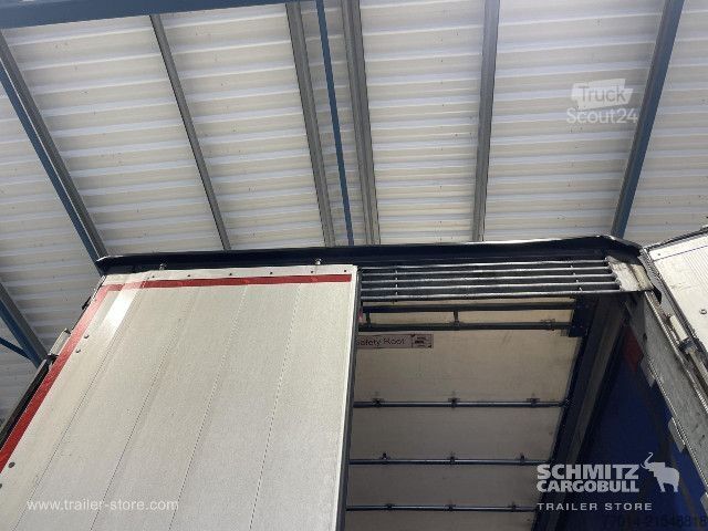 Open semitrailer with tarp Schmitz Cargobull Curtainsider Mega