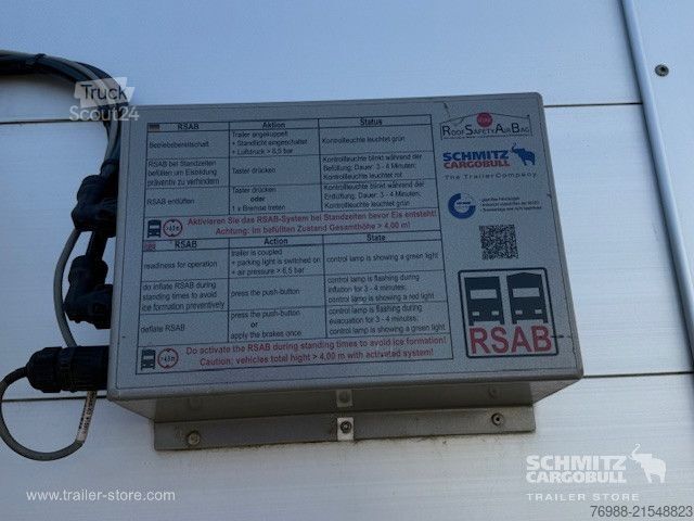 Odprta polprikolica s ponjavo Schmitz Cargobull Curtainsider Standard Getränke