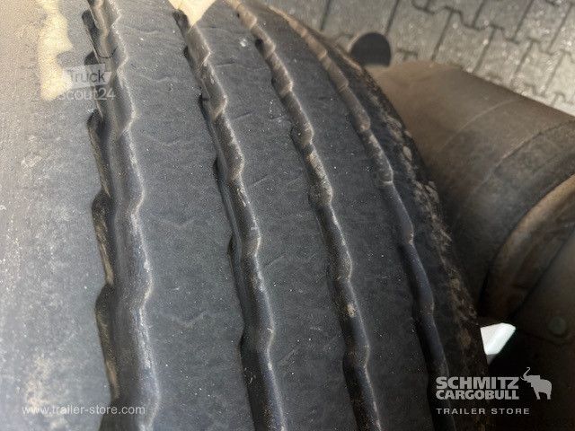 Odprta polprikolica s ponjavo Schmitz Cargobull Curtainsider Standard Getränke