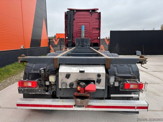 Контейнерні перевезення Volvo FH 540 8x4*4 BDF / TIPPER