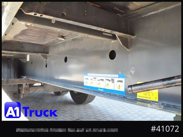 Auflieger mit Pritsche & Plane KRONE SD Tautliner, Code XL, 1 Vorbesitzer