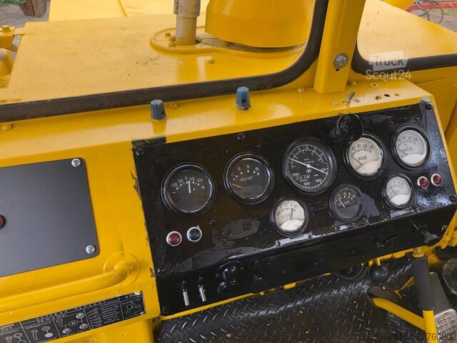 جرار Kirovets K700A V8