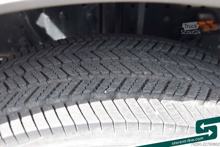 Tracteur routier standard MAN TGX 18.520 ADR Retarder Standklima NAVI Spoiler