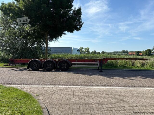 Transport de conteneurs Kassbohrer MULTICONT 40 HC-45FT / BPW Disc / APK-TuV:12-2026