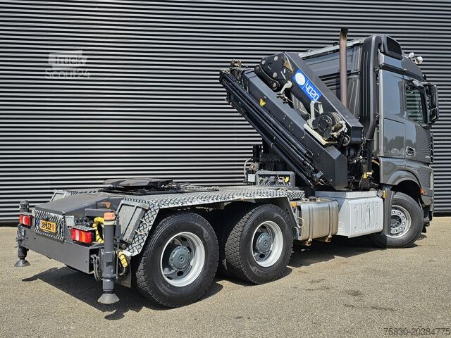Vrachtwagen met kraan Mercedes-Benz Arocs 2658 6x4 / HMF 40 t/m - 21.3 mtr / WINCH