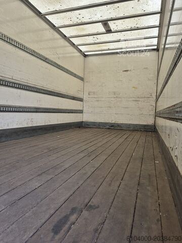 DAF LF 55.180 Euro 5 – Skåplastbil med låg körsträcka DAF LF 55.180