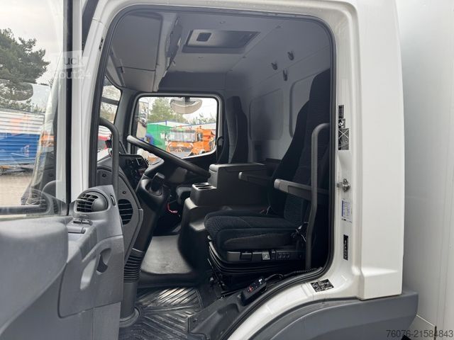 Skříňová dodávka MERCEDES-BENZ Atego 816 L 4 m Koffer LBW 1t Koffer-Heizung