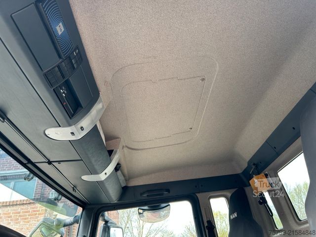 Concrete pump truck MAN 26.420 TGS Betonstar 40.16-5RZ 5 Knick 40 Meter