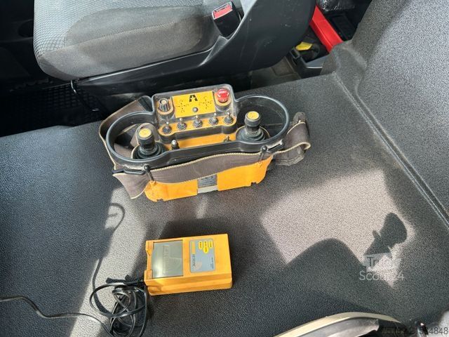 Concrete pump truck MAN 26.420 TGS Betonstar 40.16-5RZ 5 Knick 40 Meter